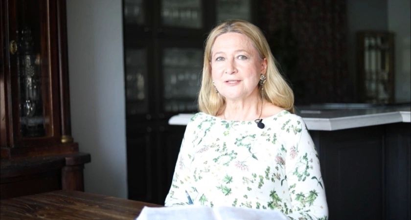 "Такое бывает раз в 50 лет": Глоба назвала знаки, для которых откроется бесконечный денежный поток