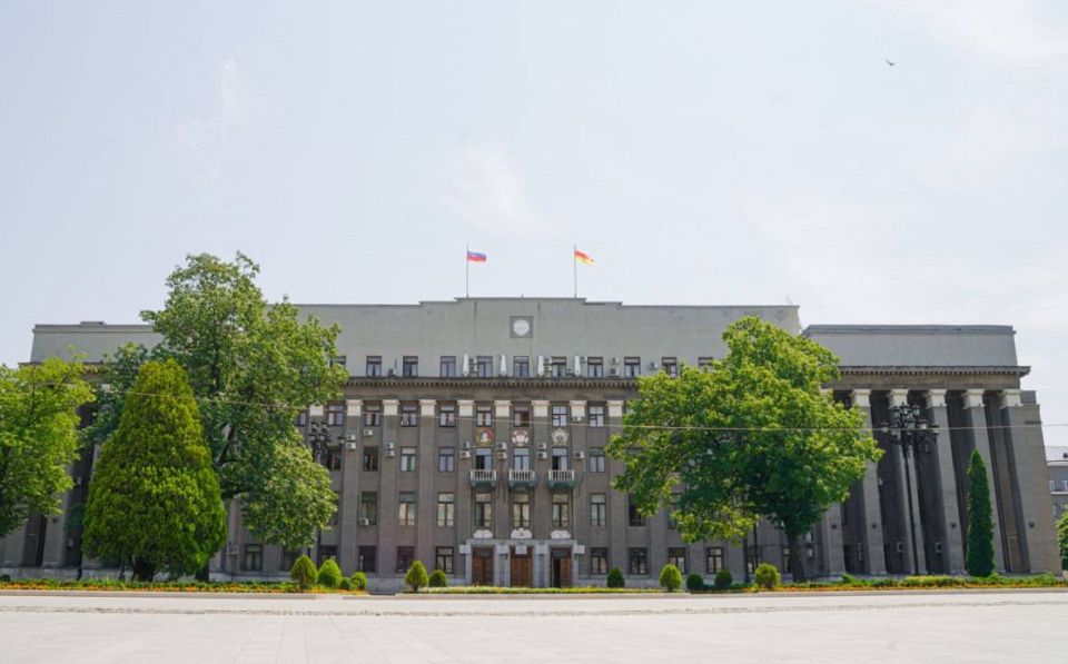         ,   2018        