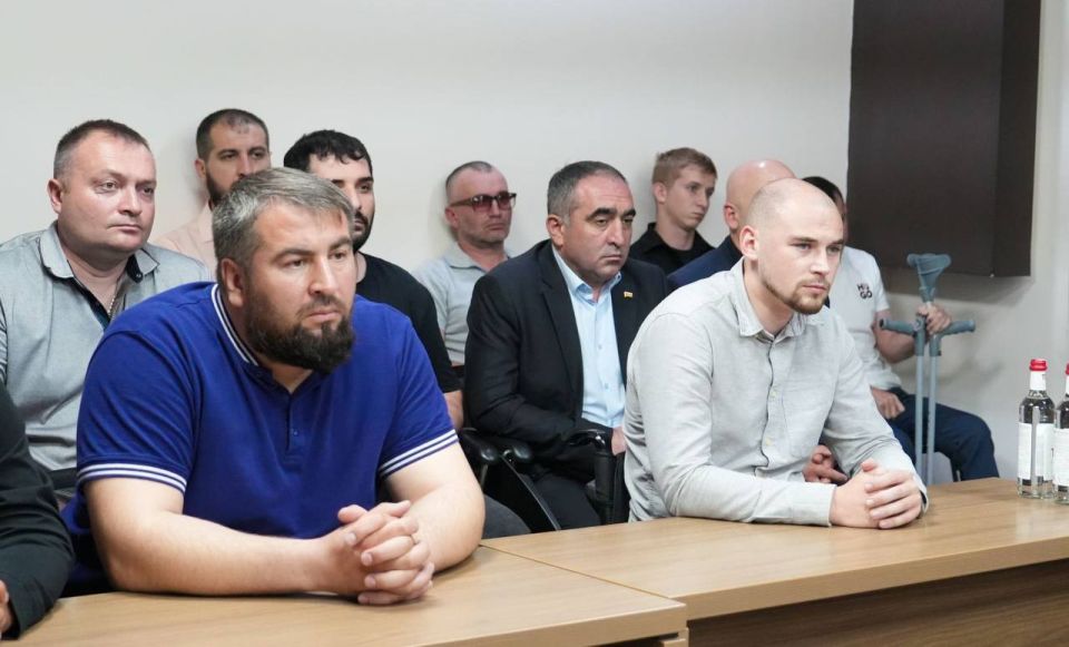 Сергей Меняйло провел заседание Общественного совета республиканской программы «Доблесть Осетии», на котором определили финалистов, прошедших все этапы отбора и получивших наиболее высокие экспертные оценки по итогам...
