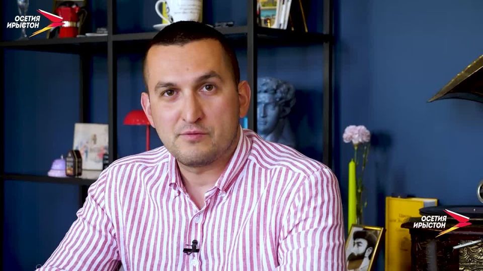 При всей любви к загородному туризму, особое место в сердце фотографа, видеографа и организатора туристических проектов Михаила Гассиева занимает любимый Владикавказ