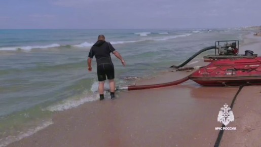 Водолазы из Северной Осетии участвуют в очистке Черноморского побережья