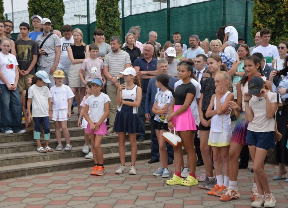 Турнир по теннису на кубок Ангелины Габуевой проходит во Владикавказе