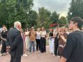 Блогерам и молодым журналистам провели экскурсию на ретро поезде по Владикавказу
