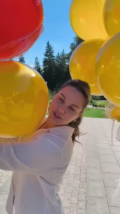             . . 