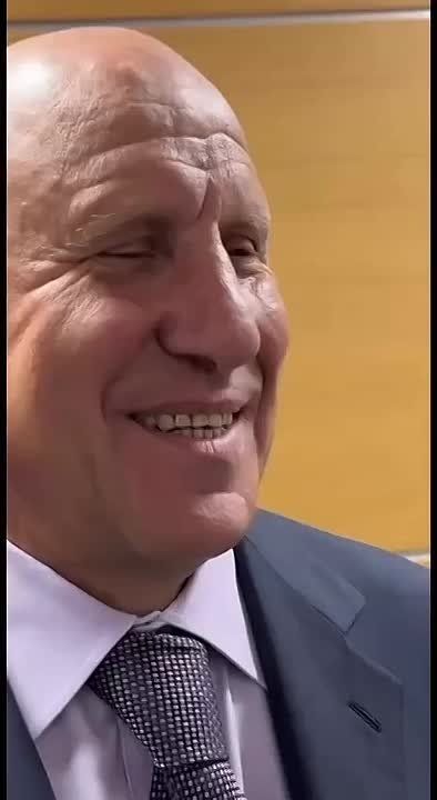    ,     :