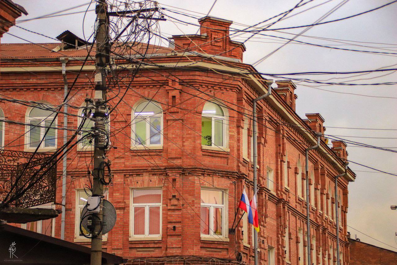 Улица Революции во Владикавказе располагается в Иристонском муниципальном округе Улица Революции во Владикавказе располагается в Иристонском муниципальном округе