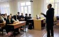 Инспекторы ПДН отдела полиции №3 УМВД Владикавказа совместно с сотрудниками УКОН и другими профильными специалистами провели со школьниками профилактические беседы о вреде наркотиков в рамках ежегодной акции «Сообщи, где...