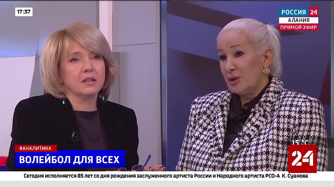 Женская команда по волейболу "Аланочка" проводит совместные тренировки с командой ветеранов СВО сидя