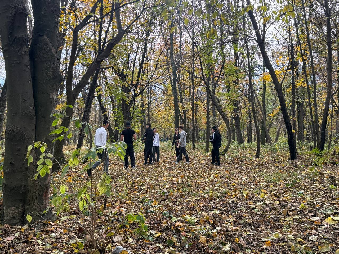 В правобережной части Владикавказа прошли субботники В правобережной части Владикавказа прошли субботники