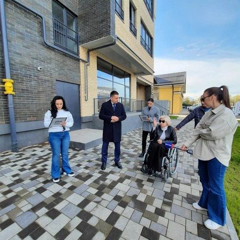   .         -  -           ...