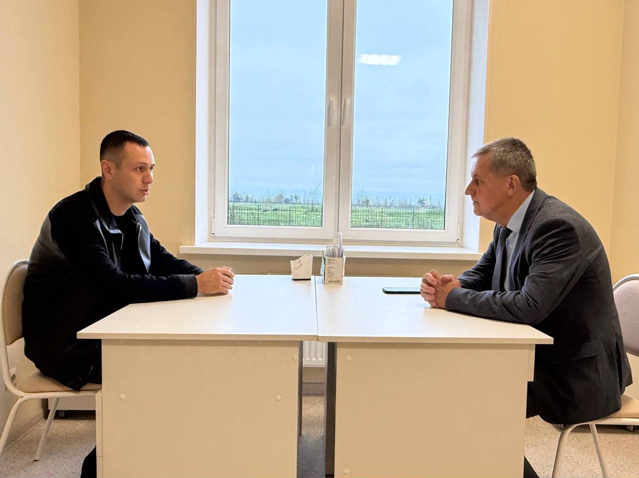 Амбулаторию селения Коста посетил заместитель Председателя Правительства РСО-Алания Реутов Александр Викторович Амбулаторию селения Коста посетил заместитель Председателя Правительства РСО-Алания Реутов Александр Викторович