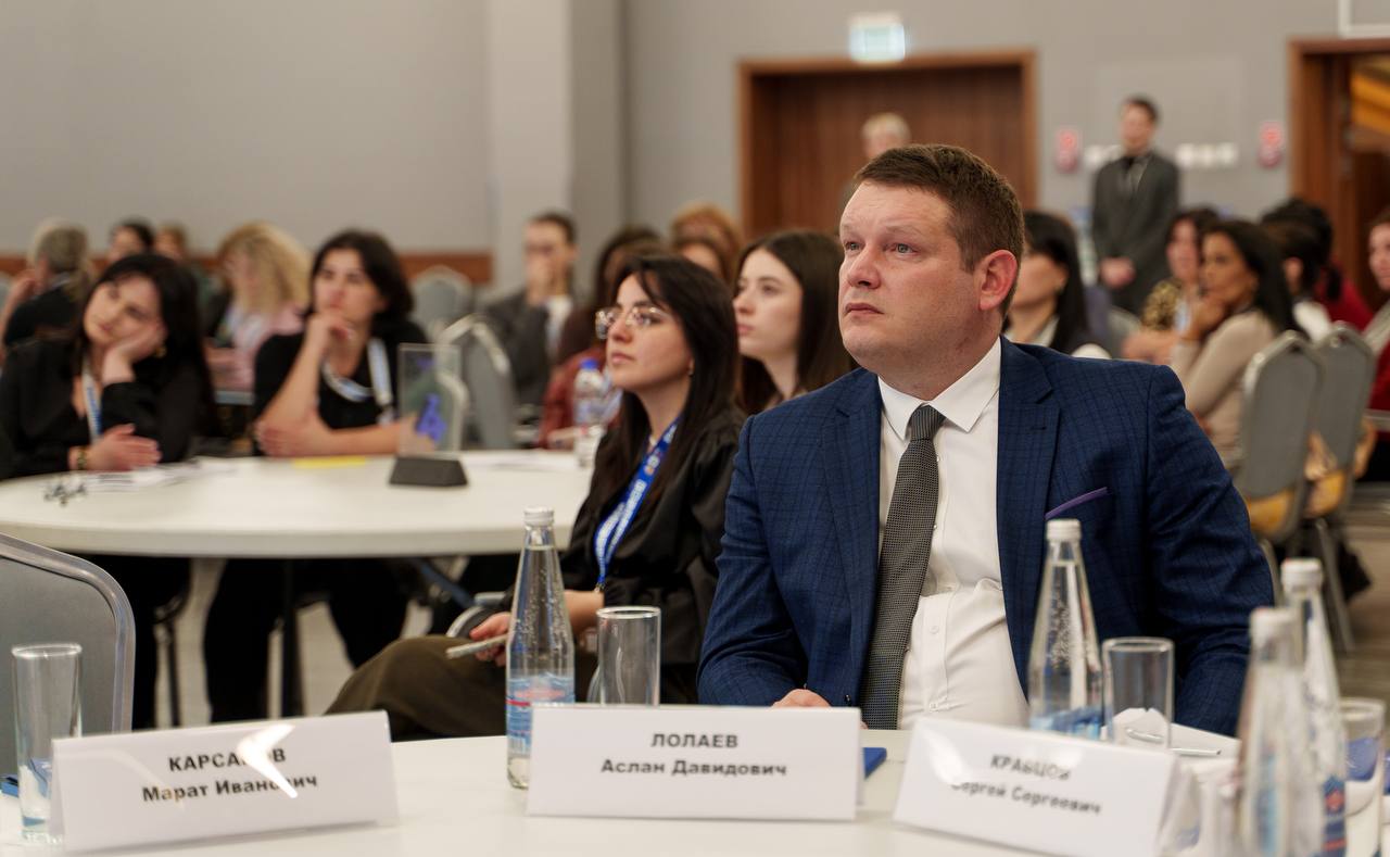 Сергей Кравцов представил опыт российской системы образования педагогическим работникам Южной Осетии  Сергей Кравцов представил опыт российской системы образования педагогическим работникам Южной Осетии