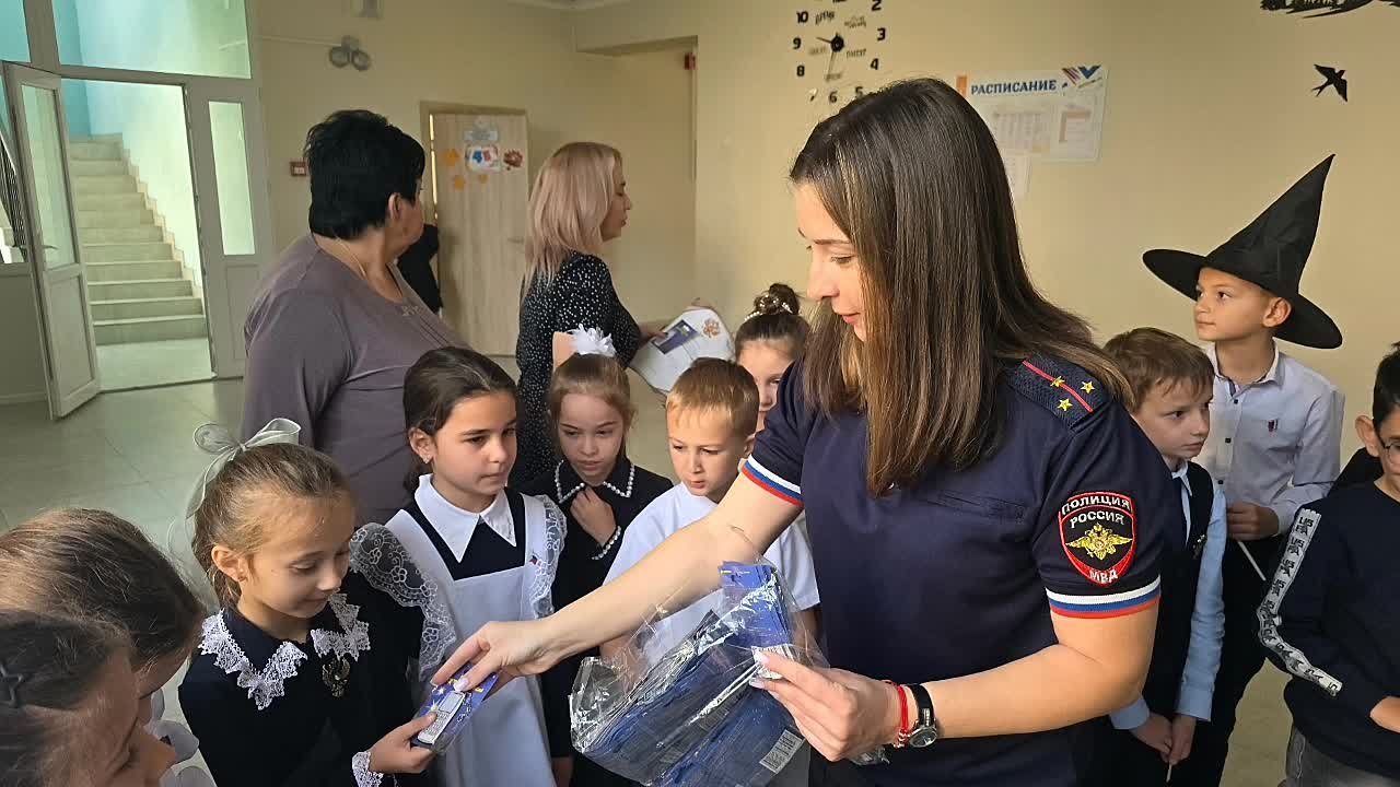 Конкурс поделок и плакатов «Осень - безопасная дорога» прошёл в школе №3 города Ардон Северной Осетии