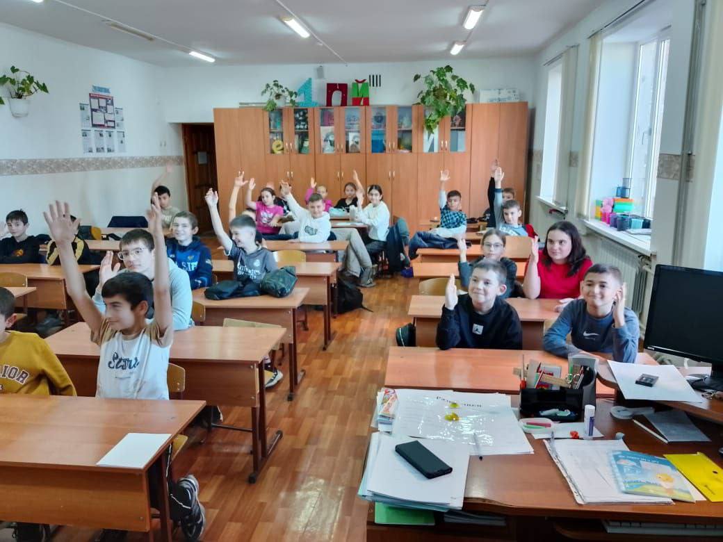 Во Владикавказе открыты 40 пришкольных лагерей Во Владикавказе открыты 40 пришкольных лагерей