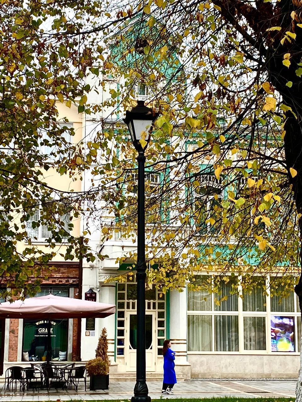 «Уж небо осенью дышало...» «Уж небо осенью дышало...»