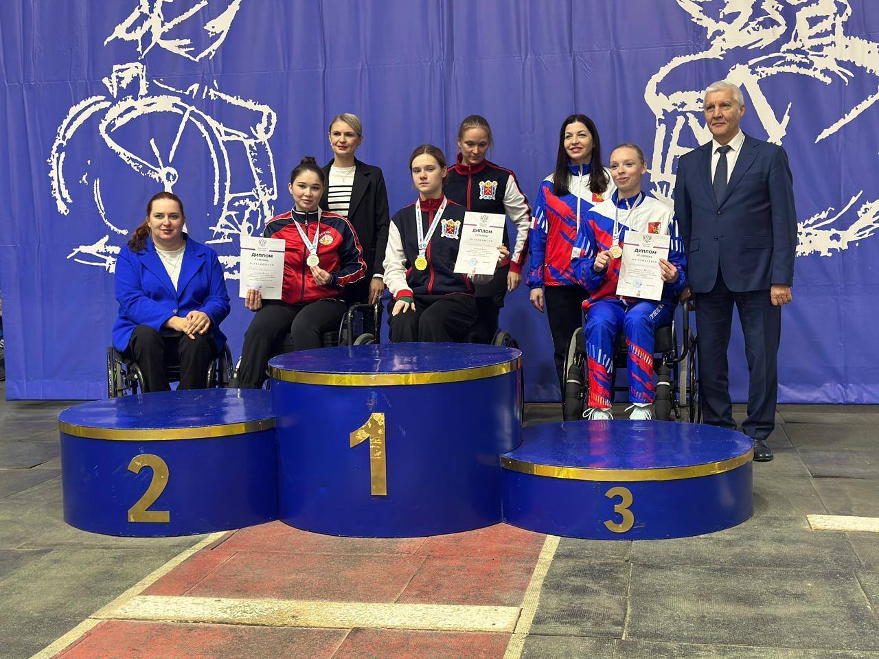 Осетинские фехтовальщики завоевали четыре медали в соревнованиях на рапирах среди юниоров до 23 лет на первенстве России лиц с ПОДА во дворце спорта «Манеж» Осетинские фехтовальщики завоевали четыре медали в соревнованиях на рапирах среди юниоров до 23 лет на первенстве России лиц с ПОДА во дворце спорта «Манеж»