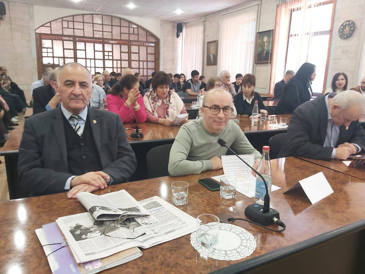 В зале СОИГСИ проходит презентация сборника "Мы заслонили Родину собой"