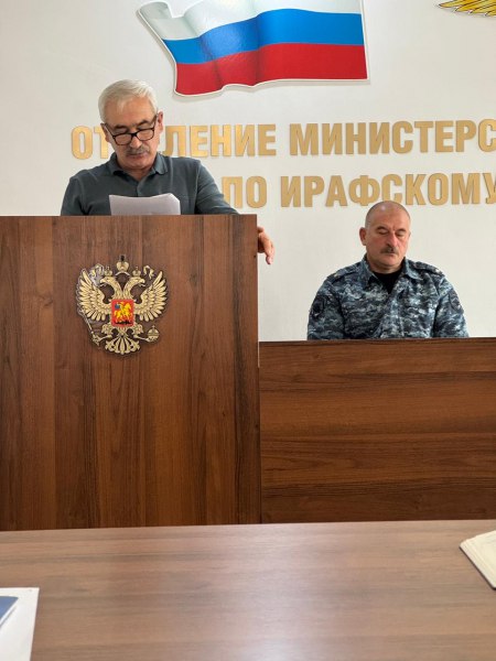 В Ирафском районе Северной Осетии представители ветеранского сообщества рассказали полицейским о важности межнационального согласия В Ирафском районе Северной Осетии представители ветеранского сообщества рассказали полицейским о важности межнационального согласия