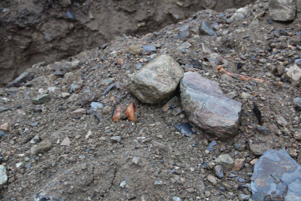 Грубые нарушения закона выявили при проведении земляных работ на территории архитектурного комплекса в селении Верхний Зарамаг, сообщает пресс-служба комитета по охране культурного наследия Грубые нарушения закона выявили при проведении земляных работ на территории архитектурного комплекса в селении Верхний Зарамаг, сообщает пресс-служба комитета по охране культурного наследия