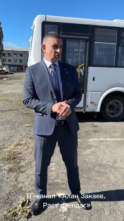 Более 30 новых автобусов "Владгортранса" простаивают из-за нехватки водителей