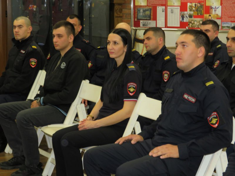 В Музее истории органов внутренних дел Северной Осетии прошел Урок мужества, посвященный 87-й годовщине сражения за Орджоникидзе В Музее истории органов внутренних дел Северной Осетии прошел Урок мужества, посвященный 87-й годовщине сражения за Орджоникидзе
