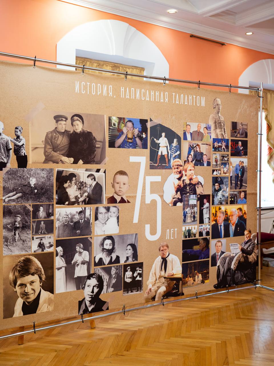 Безгранично преданный избранному делу, любящий театр и своих артистов Владимир Уваров празднует 75-летие Безгранично преданный избранному делу, любящий театр и своих артистов Владимир Уваров празднует 75-летие