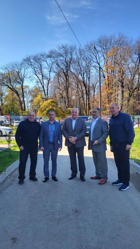      -           - ,     . .    ...