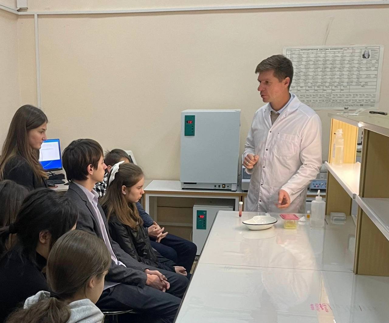 Сотни школьников из Северной Осетии смогли определиться с профессией благодаря «Университетским субботам» и «Субботам в СПО» Сотни школьников из Северной Осетии смогли определиться с профессией благодаря «Университетским субботам» и «Субботам в СПО»