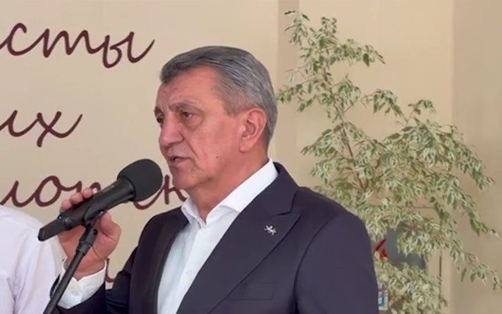 Сергей Меняйло поздравил жителей Северной Осетии с Днём народного единства