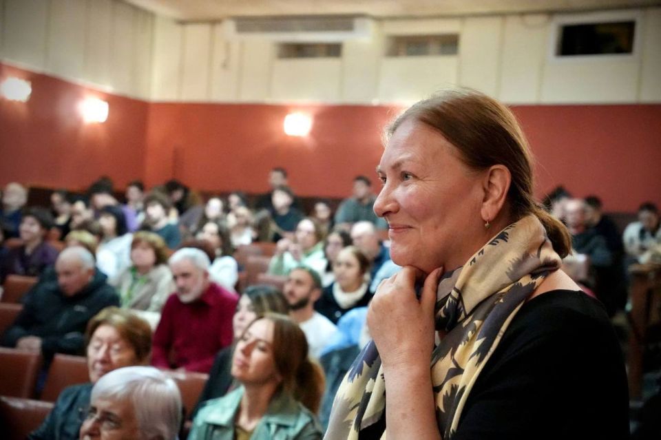 Во Владикавказе прошел показ фильма "Нюрнберг" для ветеранов СВО и членов их семей Во Владикавказе прошел показ фильма "Нюрнберг" для ветеранов СВО и членов их семей