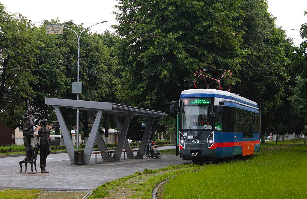 Трамвайное движение в направлении «ОЗАТЭ» и Водной станции приостановлено