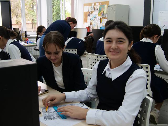 Свыше 200 школьников приняли участие в осенней серии «Квантокласс Математика» Свыше 200 школьников приняли участие в осенней серии «Квантокласс Математика»