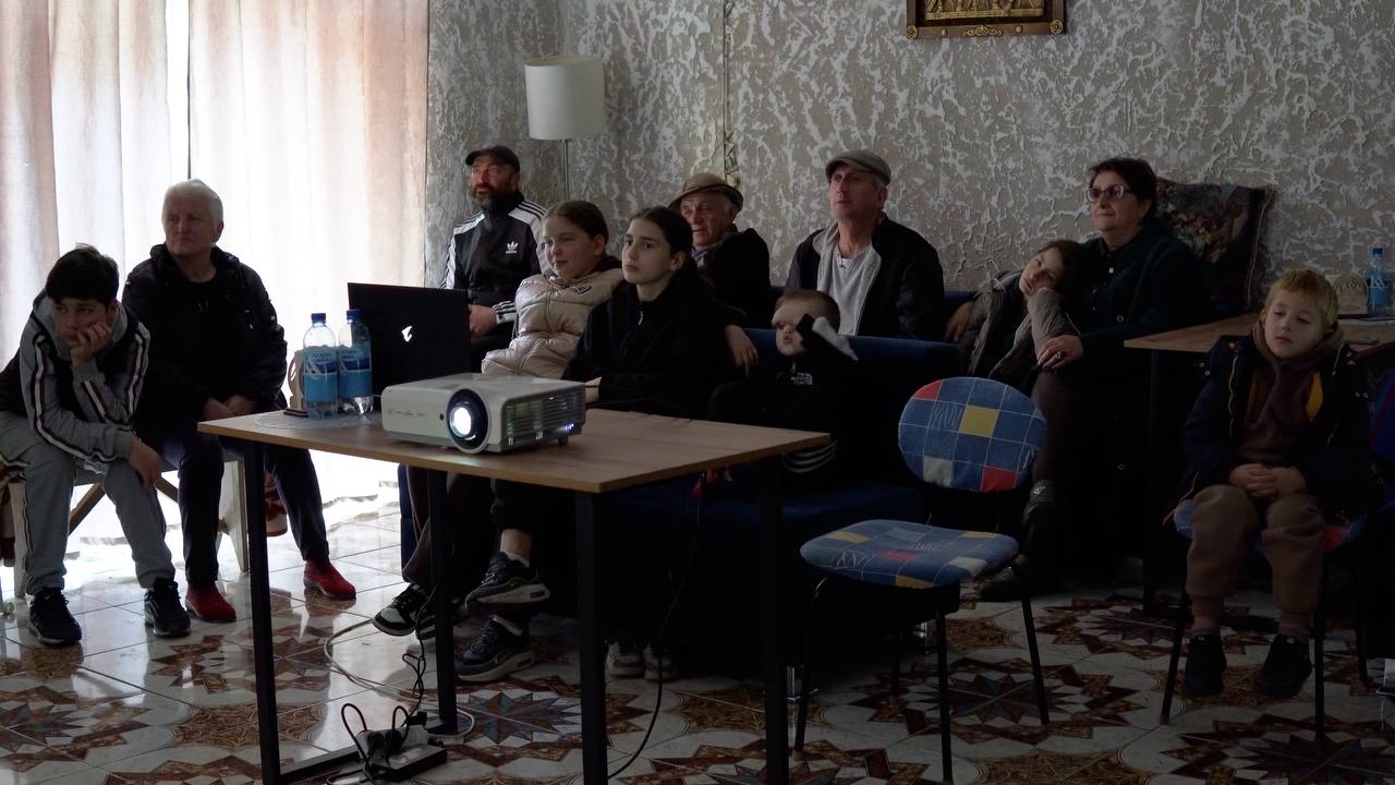 В Садоне впервые показали документальный фильм «Садон: черная река»