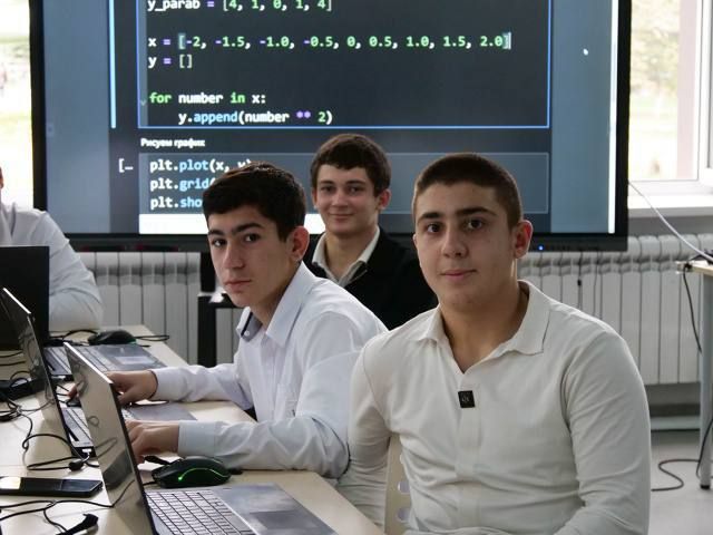 Свыше 200 школьников приняли участие в осенней серии «Квантокласс Математика» Свыше 200 школьников приняли участие в осенней серии «Квантокласс Математика»