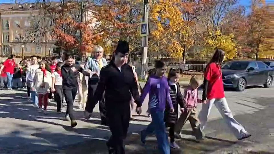 ,. С целью повышения безопасности детей, популяризации использования световозвращающих элементов, привлечения внимания общественности к проблеме детского дорожно-транспортного травматизма, инспектор по пропаганде...