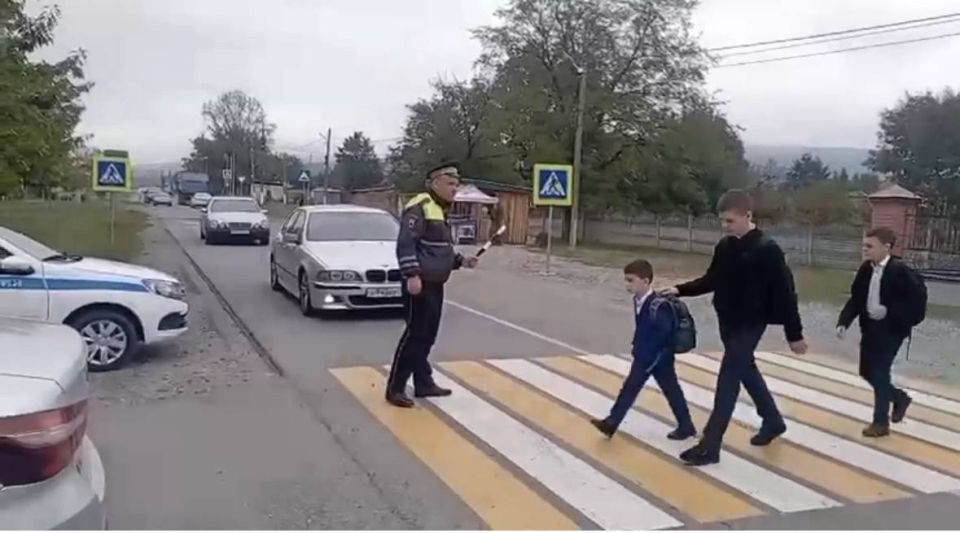 утра и отличного настроения жителям и гостям Республики Северная Осетия-Алания!