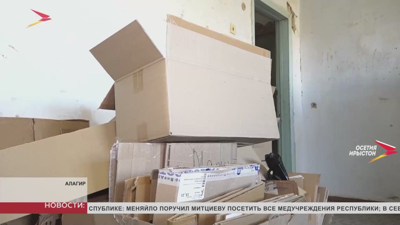 Студенты лесного техникума изготовили сотни окопных свечей для бойцов СВО