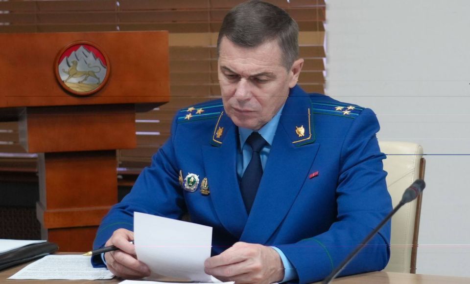 Председатель Правительства РСО – Алания Борис Джанаев провел заседание кабинета министров Председатель Правительства РСО – Алания Борис Джанаев провел заседание кабинета министров