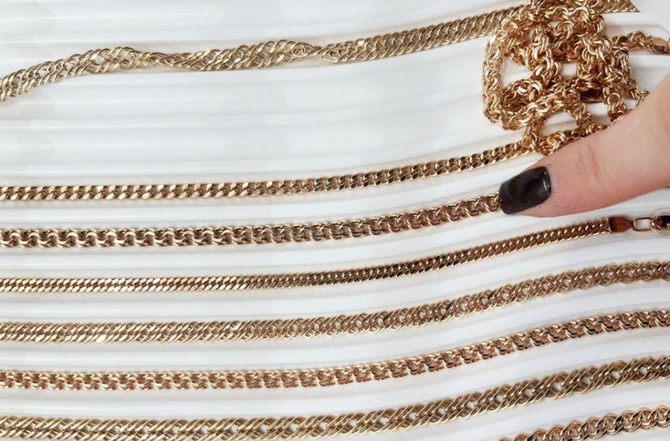 В Северной Осетии оперативники задержали мужчину, совершившего грабеж в ювелирном магазине Владикавказа на сумму свыше 400 тысяч рублей В Северной Осетии оперативники задержали мужчину, совершившего грабеж в ювелирном магазине Владикавказа на сумму свыше 400 тысяч рублей