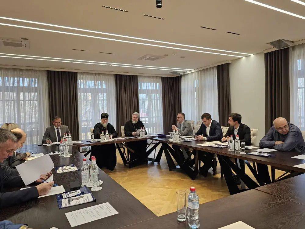 Сегодня принял участие в заседании оргкомитета по подготовке и проведению XIV Международных Свято-Георгиевских чтений «Православие, Этнос, Культура», которое проходило под председательством архиепископа Владикавказского и... Сегодня принял участие в заседании оргкомитета по подготовке и проведению XIV Международных Свято-Георгиевских чтений «Православие, Этнос, Культура», которое проходило под председательством архиепископа Владикавказского и...