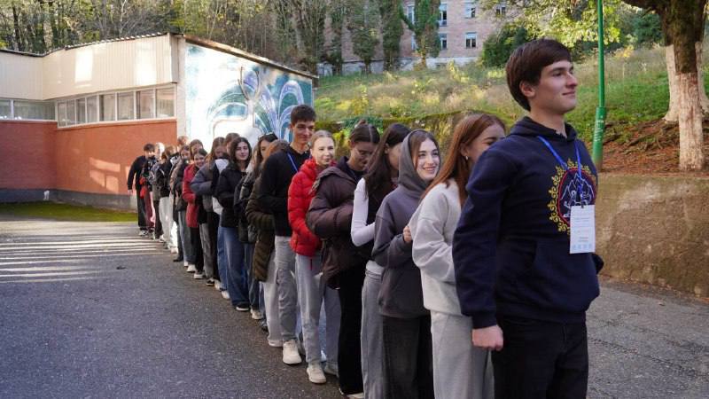 В рамках реализации национального проекта "Молодёжь и дети" в санатории «Тамиск» прошёл открытие межрегиональный сбор «Профессиональные старты – Алания 2025» В рамках реализации национального проекта "Молодёжь и дети" в санатории «Тамиск» прошёл открытие межрегиональный сбор «Профессиональные старты – Алания 2025»