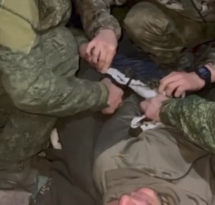 Бойцы отряда "Алания" вызволили из-под огня раненого товарища из батальона "Шторм Осетия"