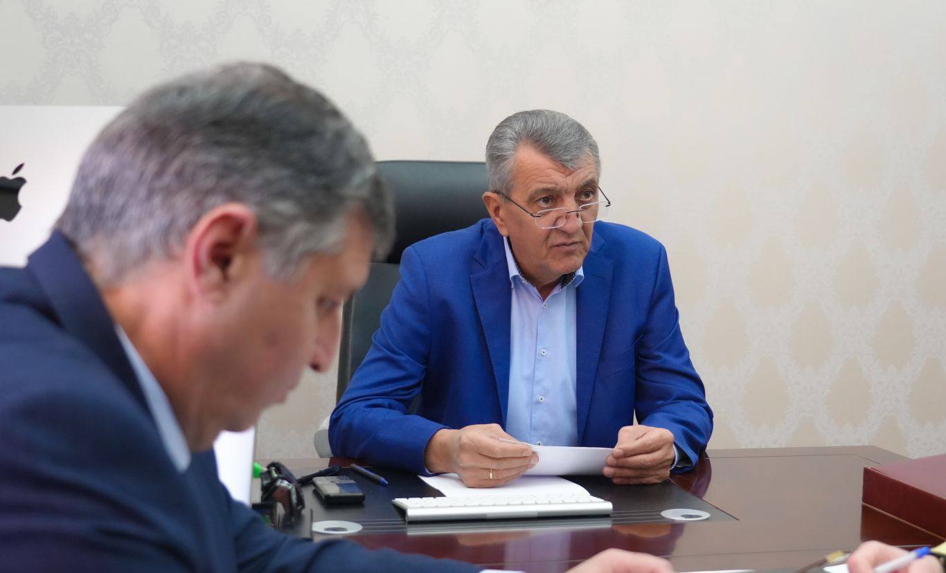 Глава РСО – Алания Сергей Меняйло провел прием по личным вопросам для членов семей участников специальной военной операции