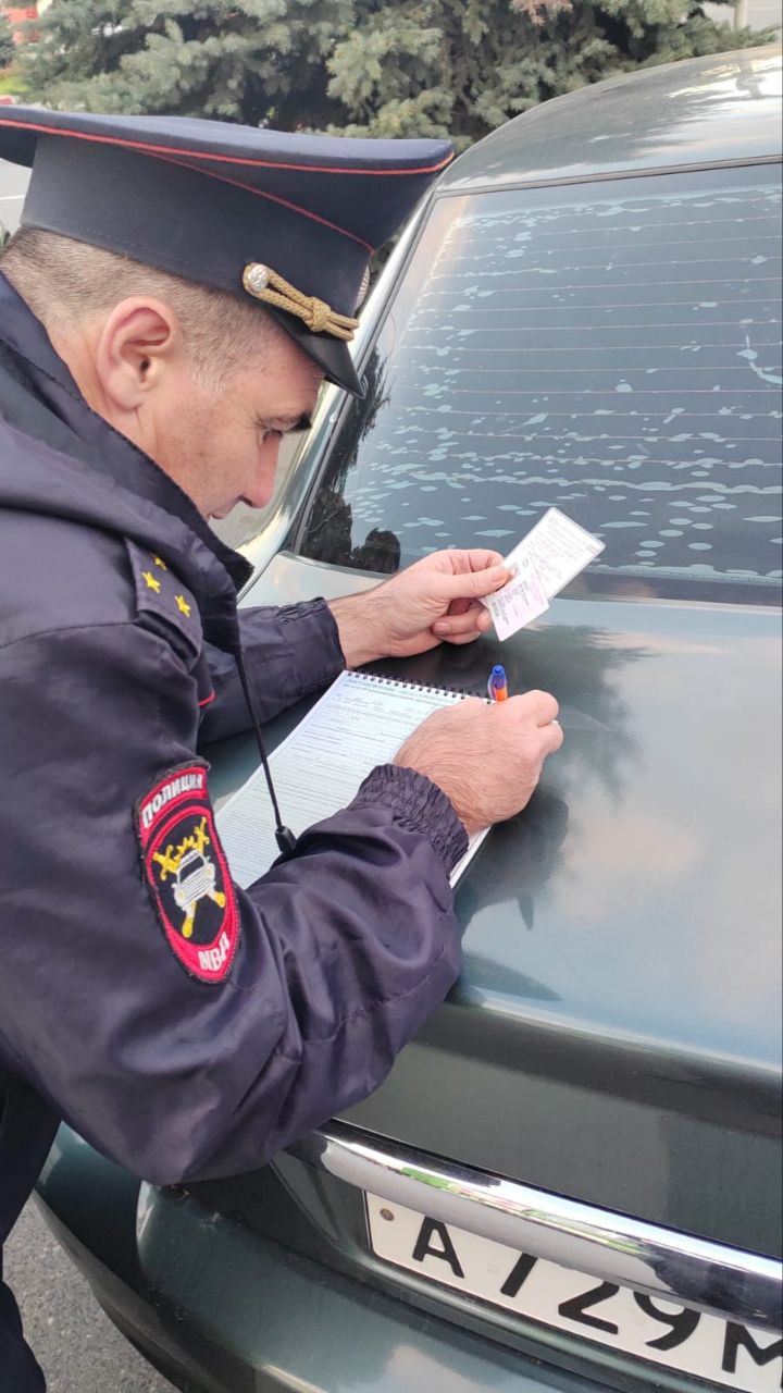 В минувший четверг состоялся не обычный профилактический рейд, а настоящая "техническая проверка", организованная сотрудниками технического надзора Госавтоинспекции Северной Осетии В минувший четверг состоялся не обычный профилактический рейд, а настоящая "техническая проверка", организованная сотрудниками технического надзора Госавтоинспекции Северной Осетии