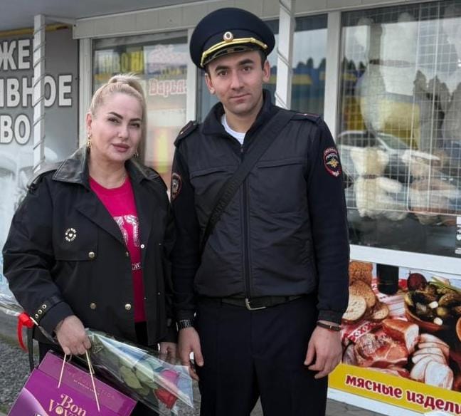 В Северной Осетии накануне Дня памяти погибших при исполнении служебных обязанностей сотрудников полицейские Отдела МВД России по Моздокскому району посетили родственников погибших коллег В Северной Осетии накануне Дня памяти погибших при исполнении служебных обязанностей сотрудников полицейские Отдела МВД России по Моздокскому району посетили родственников погибших коллег