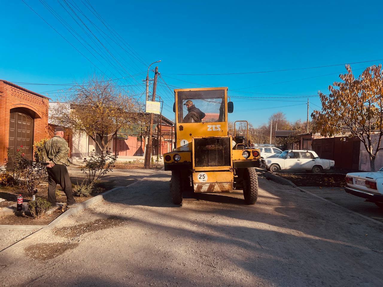 Капитальный ремонт ул. Стаханова, от ул. Иристонской до ул. Николаева, проводят во Владикавказе впервые за 35 лет Капитальный ремонт ул. Стаханова, от ул. Иристонской до ул. Николаева, проводят во Владикавказе впервые за 35 лет