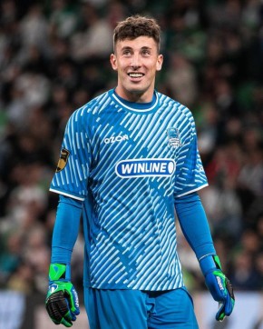 Воспитанники осетинского футбола - вратарь ФК «Краснодар» Станислав Агкацев и голкипер ФК «Акрон» Виталий Гудиев вызваны в сборную России