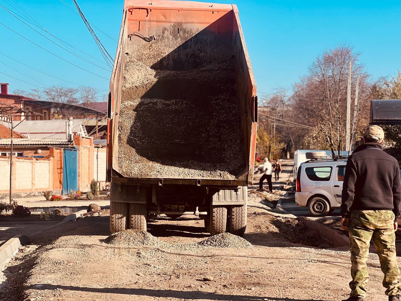 Впервые за 35 лет во Владикавказе капитально ремонтируют ул. Стаханова на участке от Иристонской до Николаева Впервые за 35 лет во Владикавказе капитально ремонтируют ул. Стаханова на участке от Иристонской до Николаева