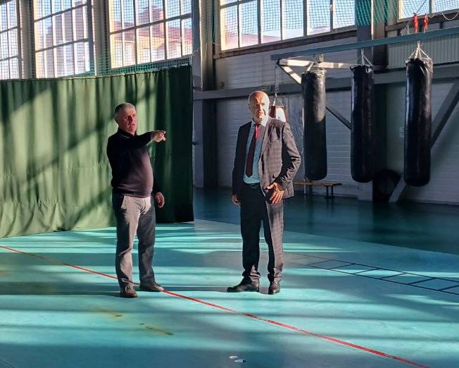 Эльбрус Бокоев: Сколько бы мы ни участвовали в нацпроектах и госпрограммах, если к качеству строительства соцобъектов будут подходить так несерьёзно, все усилия будут напрасными Эльбрус Бокоев: Сколько бы мы ни участвовали в нацпроектах и госпрограммах, если к качеству строительства соцобъектов будут подходить так несерьёзно, все усилия будут напрасными