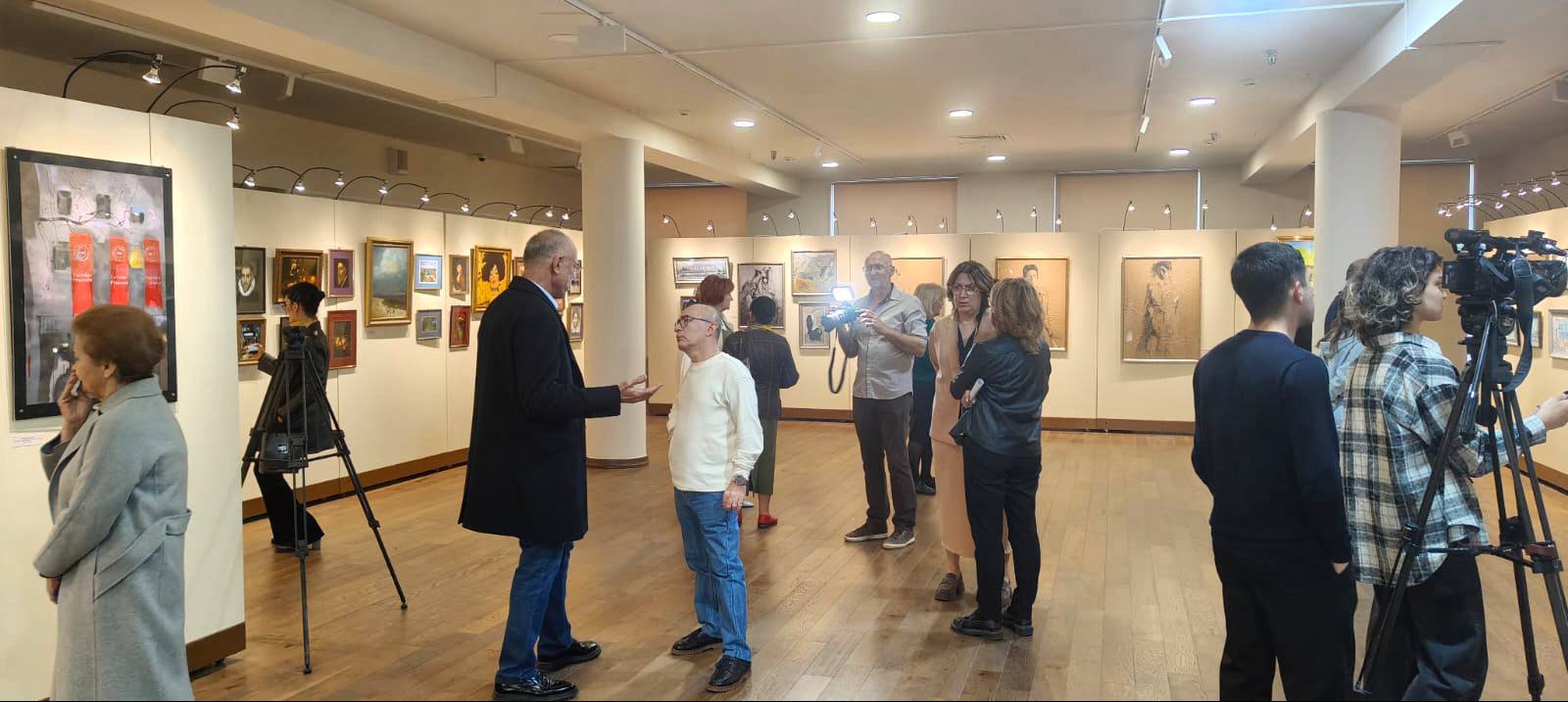 Персональная выставка Вероники Олисаевой «Ретроспектива созерцателя» открылась в Национальном музее Северной Осетии Персональная выставка Вероники Олисаевой «Ретроспектива созерцателя» открылась в Национальном музее Северной Осетии